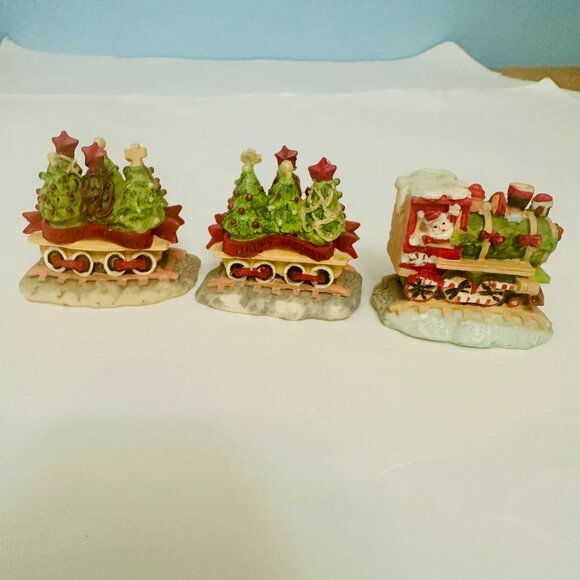 3 Piece Hand Painted Train Set Christmas Holiday Decor - Picture 4 of 11